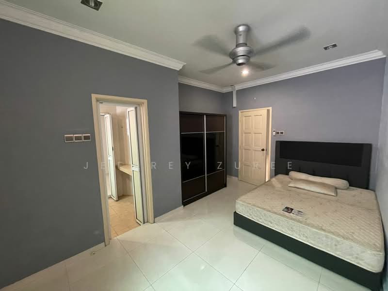 Rumah Teres 2 Tingkat untuk Dijual di Taman Subang Bestari (Sungai Buloh) - Jeffrey Zuree - PropertyGuru.com.my