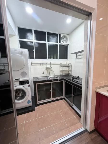 Service Residence for Sale at OUG Parklane Phase 2 - Kar Yen See - Kitchen - PropertyGuru.com.my