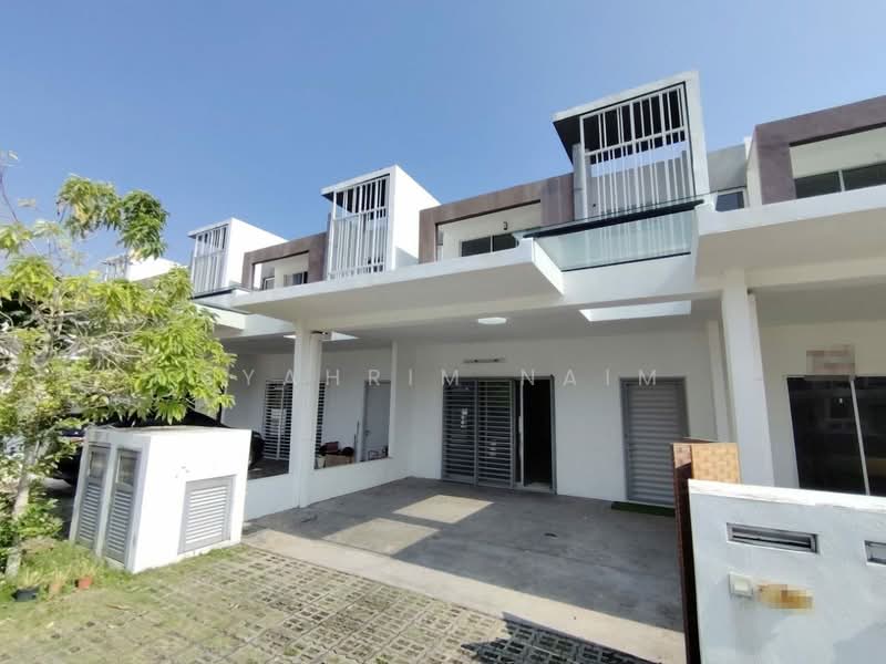 Rumah Teres 2 Tingkat untuk Dijual di Dengkil (Selangor) - Syahrim Naim - Exterior - PropertyGuru.com.my