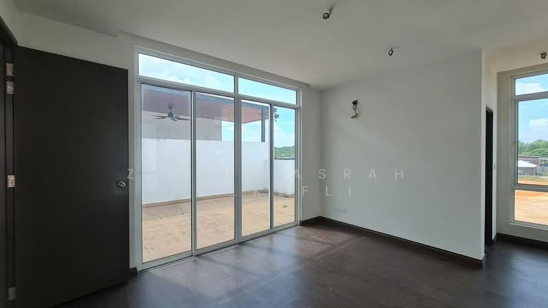 Rumah Berkembar untuk Dijual di Kajang (Selangor) - Zairul Asrah Zulkefli - Balcony - PropertyGuru.com.my