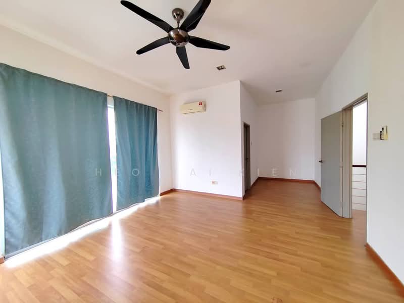 Rumah Berkembar untuk Dijual di Anggun 2 Residence (Rawang) - Heo Wai Kien - Living Room - PropertyGuru.com.my