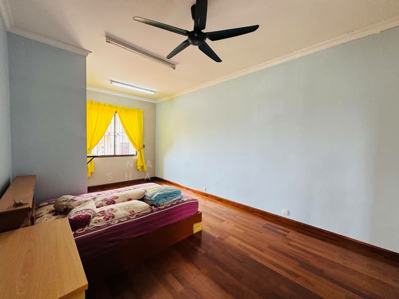 Rumah Teres 2 Tingkat untuk Dijual di Bukit Jelutong (Shah Alam) - Nahathir Shahabudin - Bedroom - PropertyGuru.com.my