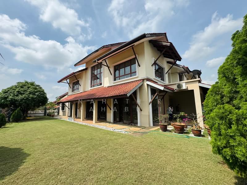Rumah Teres 2 Tingkat untuk Dijual di Bukit Jelutong (Shah Alam) - Nahathir Shahabudin - Exterior - PropertyGuru.com.my