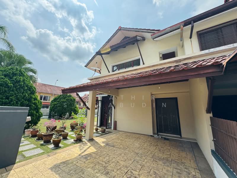 Rumah Teres 2 Tingkat untuk Dijual di Bukit Jelutong (Shah Alam) - Nahathir Shahabudin - Exterior - PropertyGuru.com.my