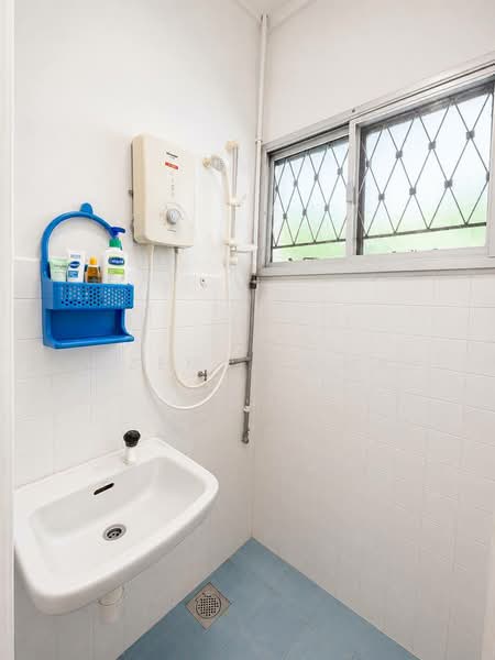 2-storey Terraced House for Sale in Taman Sri Gombak (Gombak) - Hazeman Omar - Bathroom - PropertyGuru.com.my