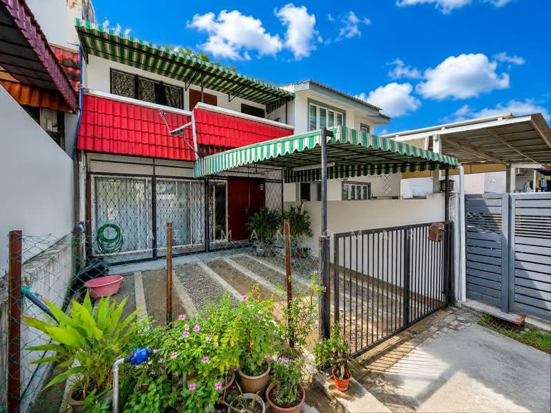 2-storey Terraced House for Sale in Taman Sri Gombak (Gombak) - Hazeman Omar - Exterior - PropertyGuru.com.my