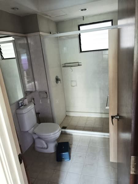 Kondominium untuk Disewa di Alpine Tower - Alex Wong - Bathroom - PropertyGuru.com.my