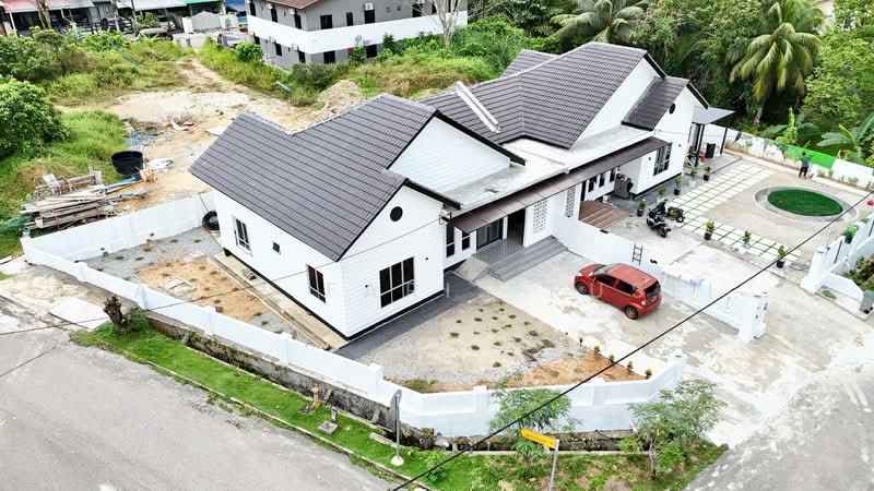 Rumah Berkembar untuk Dijual di Taman Kemas (Tampoi) - Amir Faris Rusli - Exterior - PropertyGuru.com.my