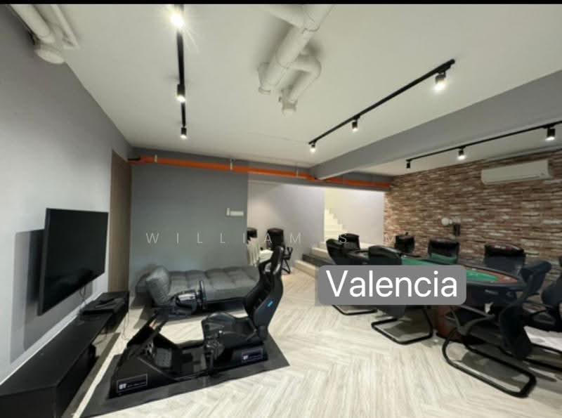 Rumah Teres 2.5-Tingkat untuk Dijual di Valencia (Sungai Buloh) - William Sim - Living Room - PropertyGuru.com.my