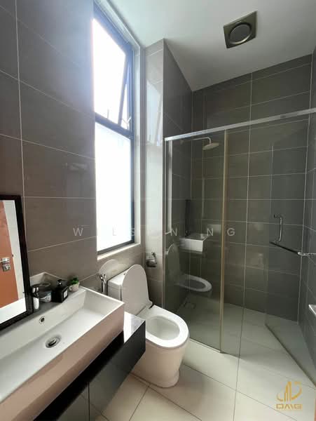 Bungalow House untuk Dijual di Telok Panglima Garang (Selangor) - Wilson Ng - Bathroom - PropertyGuru.com.my