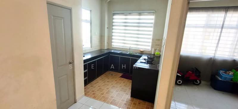 Townhouse for Sale in Nilai (Negeri Sembilan) - Sue Ahmad - Kitchen - PropertyGuru.com.my