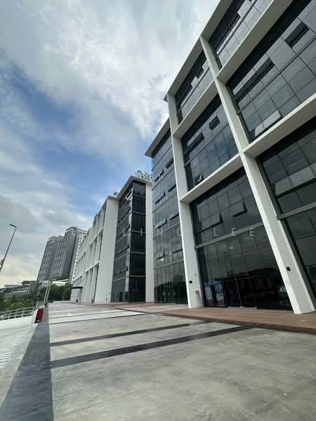 Warehouse for Rent in Kota Damansara (Selangor) - Pui Ling Lee - Exterior - PropertyGuru.com.my