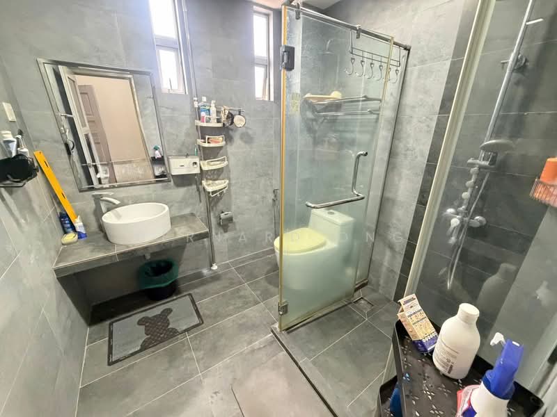 Terraced House for Sale in Kota Emerald (Rawang) - Bernard Ong - Bathroom - PropertyGuru.com.my