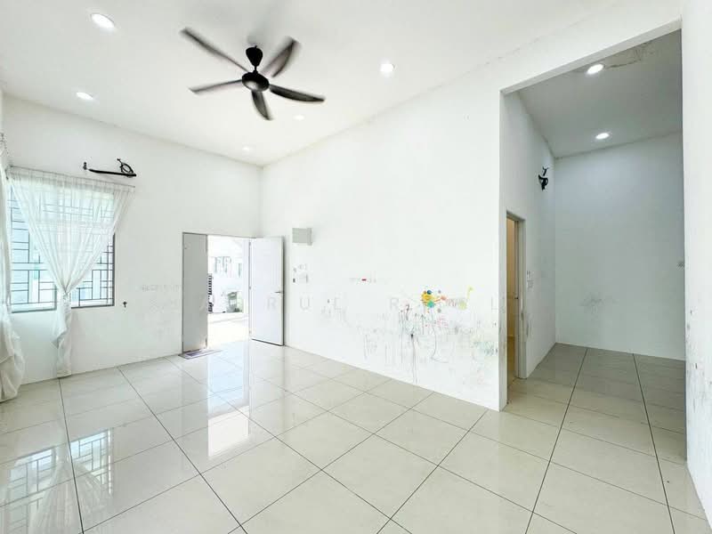 Rumah Berkembar untuk Dijual di Kulim (Kedah) - Hasrul Rosli - Living Room - PropertyGuru.com.my