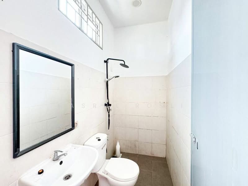 Rumah Berkembar untuk Dijual di Kulim (Kedah) - Hasrul Rosli - Bathroom - PropertyGuru.com.my