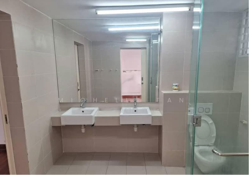 Rumah Teres 3 Tingkat untuk Dijual di Kajang (Selangor) - Michelle Tan - Bathroom - PropertyGuru.com.my