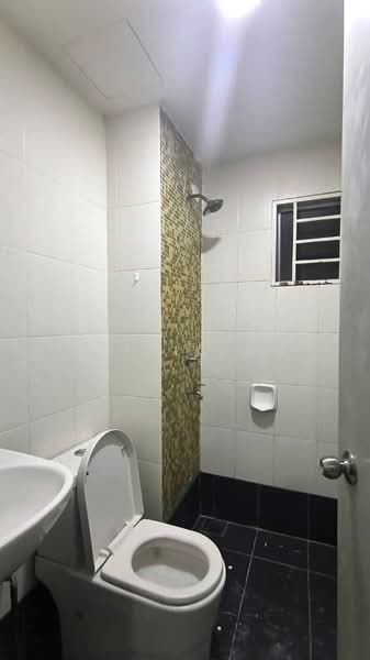 Kondominium untuk Disewa di Suasana Lumayan - Olivia Ng - Bathroom - PropertyGuru.com.my