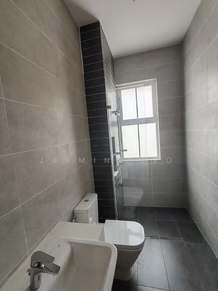 Semi-Detached House for Sale in Setia Eco Park (Setia Alam) - Jasmine Teo - Bathroom - PropertyGuru.com.my