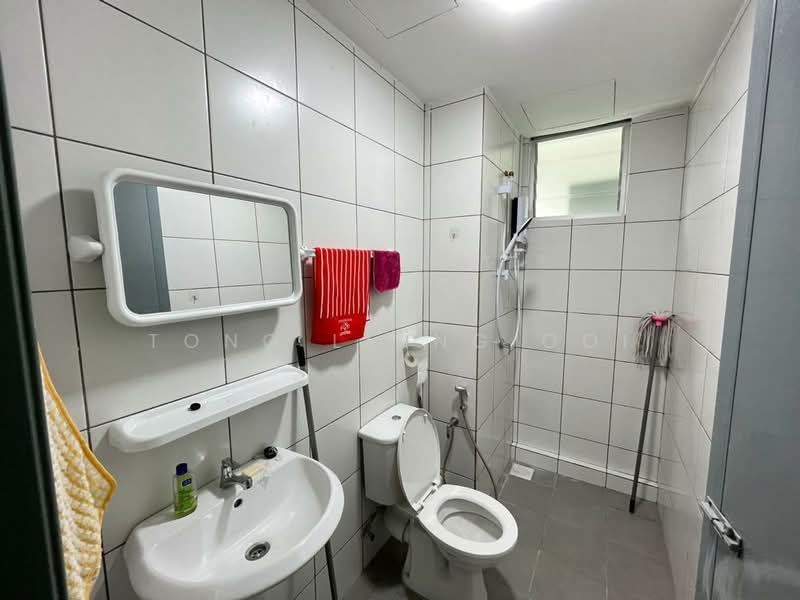 Service Residence for Rent at The Stone - Tong Liang Ooi - Bathroom - PropertyGuru.com.my