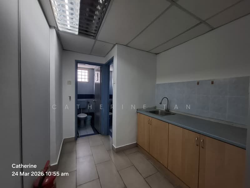 Shop for Rent in Usj 21 (Subang Jaya) - Catherine Tan - Bathroom - PropertyGuru.com.my