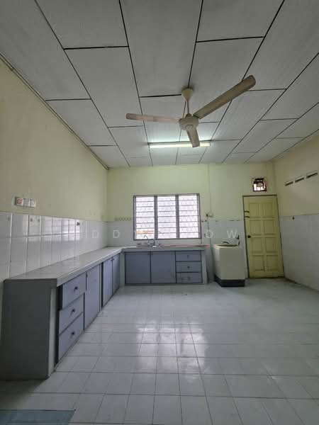 2-storey Terraced House for Sale in Bukit Baru (Melaka) - Eddy Leow - Kitchen - PropertyGuru.com.my
