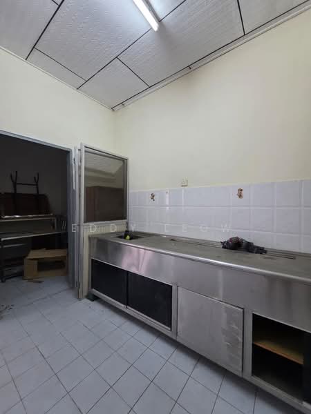 2-storey Terraced House for Sale in Bukit Baru (Melaka) - Eddy Leow - Kitchen - PropertyGuru.com.my