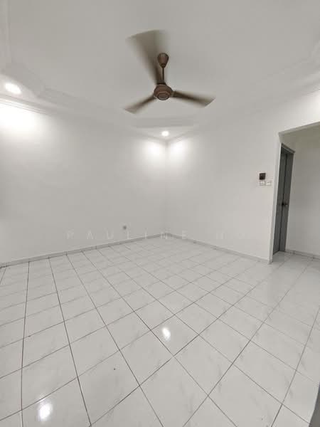 Rumah Flat untuk Dijual di Taman Johor Jaya - Pauline Ng - Interior - PropertyGuru.com.my