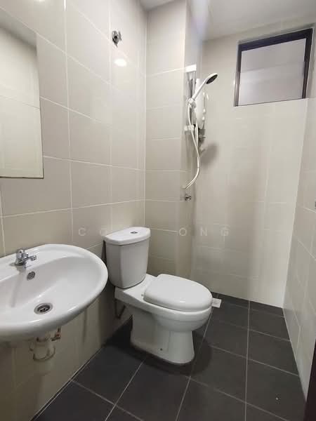 Kondominium untuk Disewa di Residensi Zamrud - Coco Ong - Bathroom - PropertyGuru.com.my