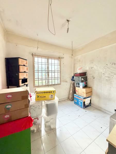 Flat for Sale at Sri Intan - Daniel Yong - Interior - PropertyGuru.com.my