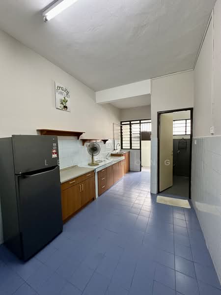 2-storey Terraced House for Sale in Taman Mewah (Ipoh) - Levi Chong - Kitchen - PropertyGuru.com.my
