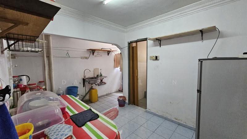 Apartment for Sale at Taman Petaling Utama Flat - Darren Leon - PropertyGuru.com.my