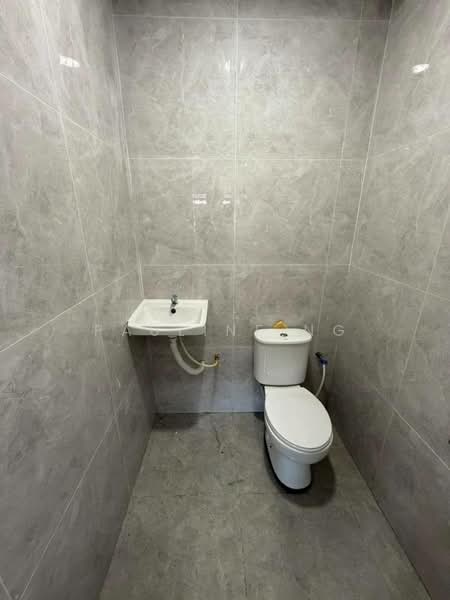 1-storey Terraced House for Sale in Johor Bahru (Johor) - Pauline Ng - Bathroom - PropertyGuru.com.my