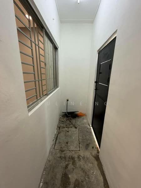 1-storey Terraced House for Sale in Johor Bahru (Johor) - Pauline Ng - Corridor - PropertyGuru.com.my