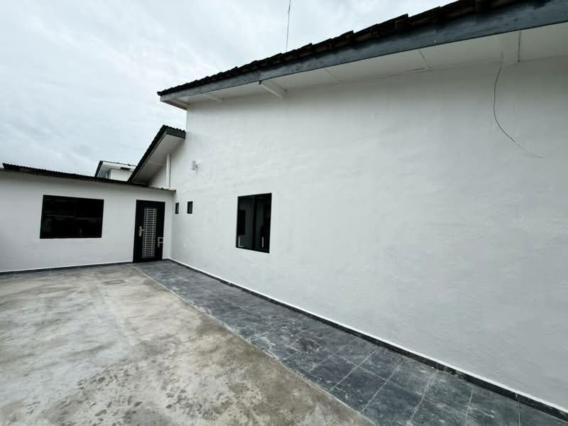 Semi-Detached House for Sale in Johor Bahru (Johor) - Pauline Ng - Exterior - PropertyGuru.com.my