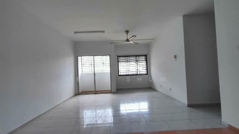 Rumah Flat untuk Dijual di Impian Stulang - Keith Shum - Living Room - PropertyGuru.com.my