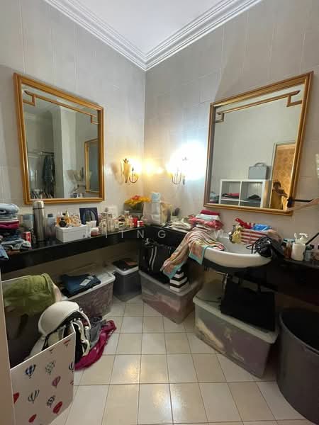 Rumah Teres 3-Tingkat untuk Dijual di Taman Tasik Indah Mewah (Batu) - Kiing TW - Bathroom - PropertyGuru.com.my