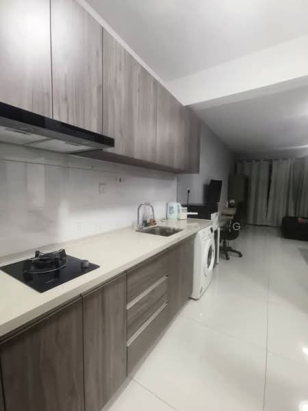 Servis Apartment untuk Dijual di Country Garden Central Park - Jenny Wong - Kitchen - PropertyGuru.com.my