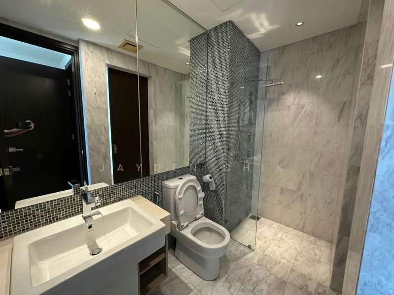 Servis Apartment untuk Disewa di The Elements - Jayden Chik - Bathroom - PropertyGuru.com.my