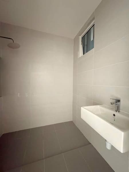 Servis Apartment untuk Dijual di TRELLIS RESIDENCES - Esther Chang - Bathroom - PropertyGuru.com.my