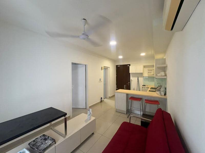 Kediaman Servis untuk Dijual di Solstice @ Pan'gaea - Darren Leon - Living Room - PropertyGuru.com.my