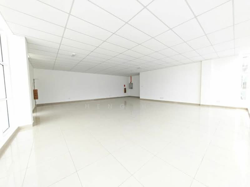 Cluster Factory for Rent in Ulu Tiram (Johor) - Heng Hy - Interior - PropertyGuru.com.my