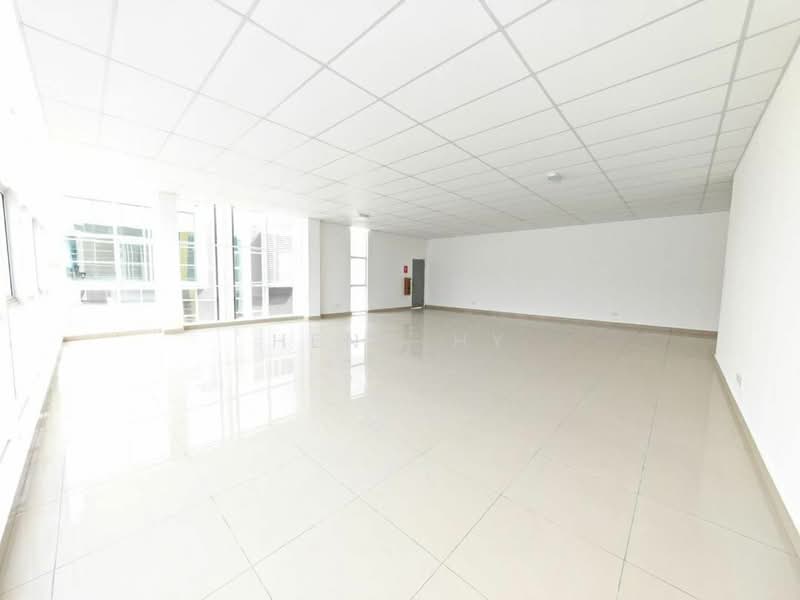 Cluster Factory for Rent in Ulu Tiram (Johor) - Heng Hy - Interior - PropertyGuru.com.my