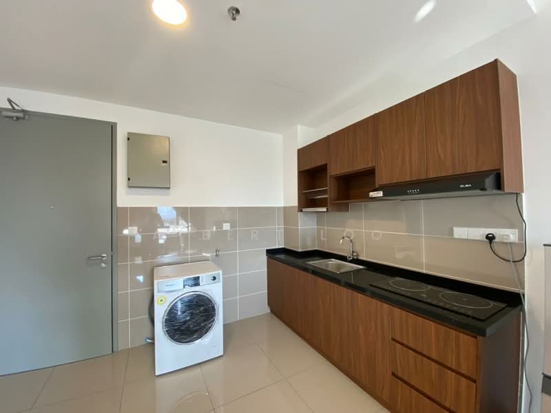 Servis Apartment untuk Disewa di Utropolis Urbano - Albert Loo - Kitchen - PropertyGuru.com.my