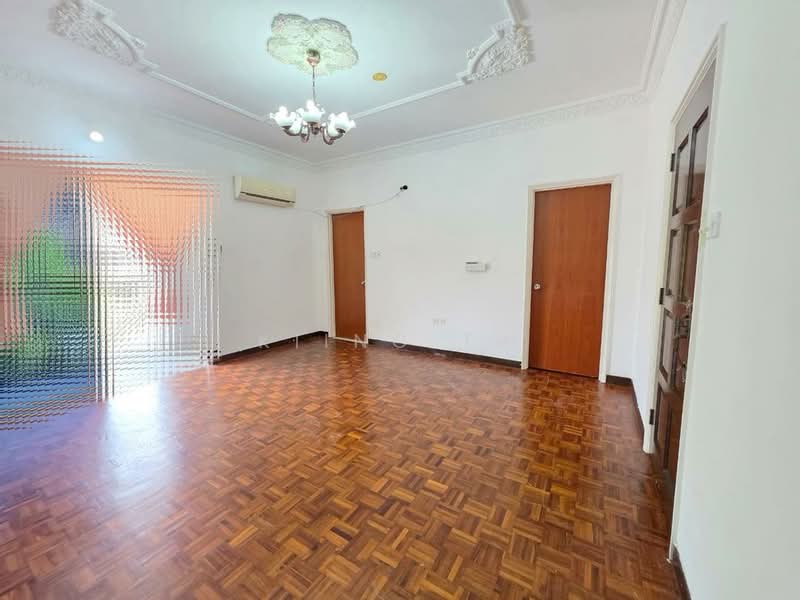 Rumah Teres 3-Tingkat untuk Dijual di Taman Tasik Indah Mewah (Batu) - Kiing TW - Living Room - PropertyGuru.com.my
