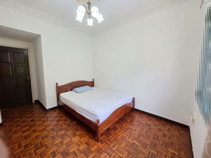 Rumah Teres 3-Tingkat untuk Dijual di Taman Tasik Indah Mewah (Batu) - Kiing TW - Bedroom - PropertyGuru.com.my