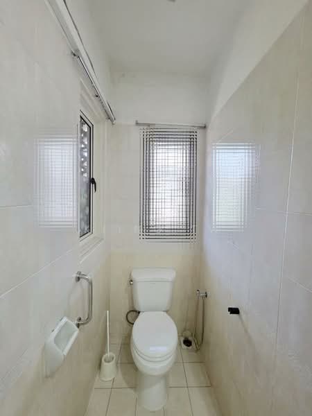 Rumah Teres 3-Tingkat untuk Dijual di Taman Tasik Indah Mewah (Batu) - Kiing TW - Bathroom - PropertyGuru.com.my