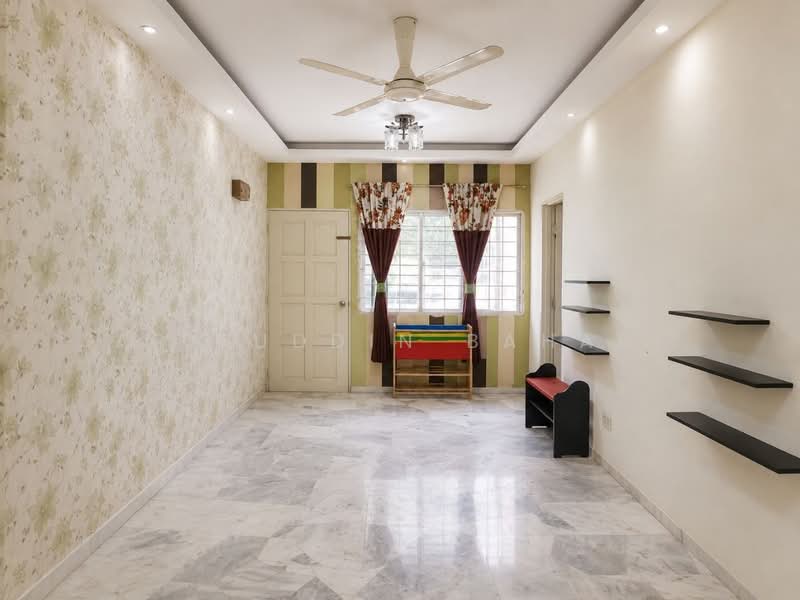 Apartment for Sale at Pangsapuri Seri Mawar - Arifuddin Bahari - Living Room - PropertyGuru.com.my