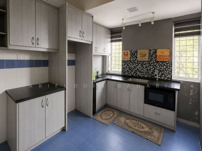 Apartment for Sale at Pangsapuri Seri Mawar - Arifuddin Bahari - Kitchen - PropertyGuru.com.my
