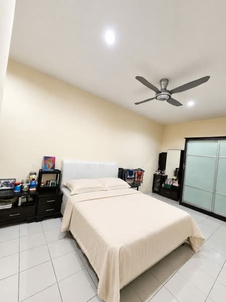 2-storey Terraced House for Sale in Alam Budiman (Shah Alam) - Nur Shahidah - PropertyGuru.com.my