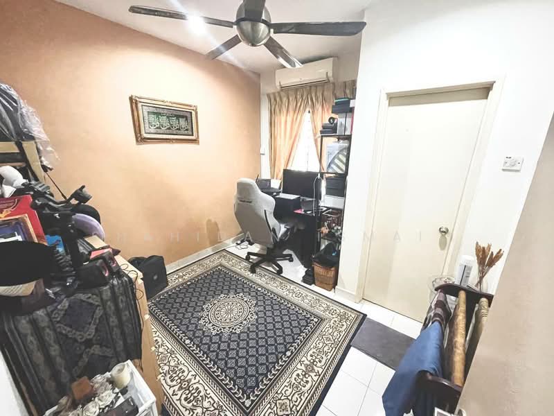 2.5-storey Terraced House for Sale in Bandar Putra Permai (Seri Kembangan) - Shahidan Ismail - Study - PropertyGuru.com.my